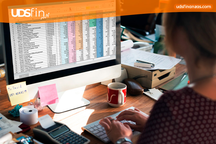 How to organize your monthly bills so you never miss a payment – a basic calendar and reminders guide