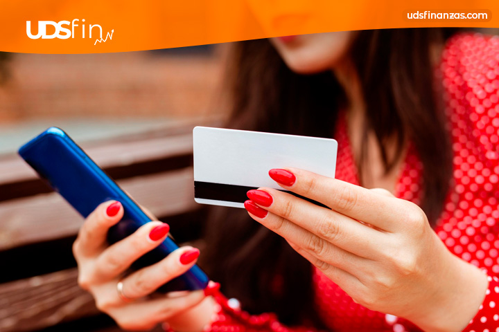How long does credit history stay on your report in Canada?