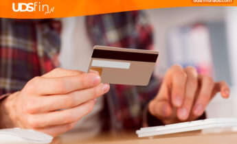 ¿Debes llevar efectivo, tarjeta de débito o tarjeta de crédito durante las vacaciones?